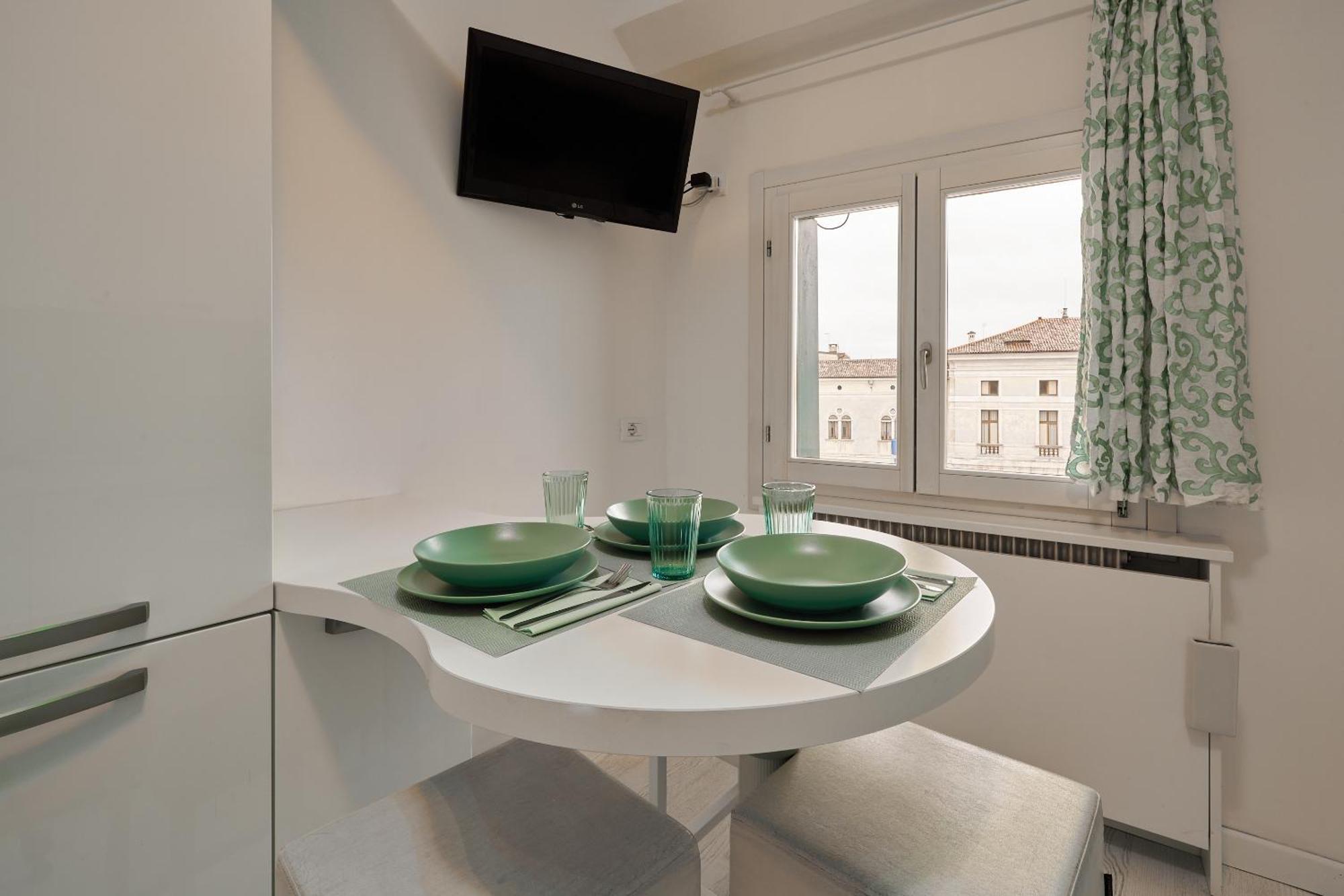 Attico Di Piazza Cima Apartment โกเนลยาโน ภายนอก รูปภาพ