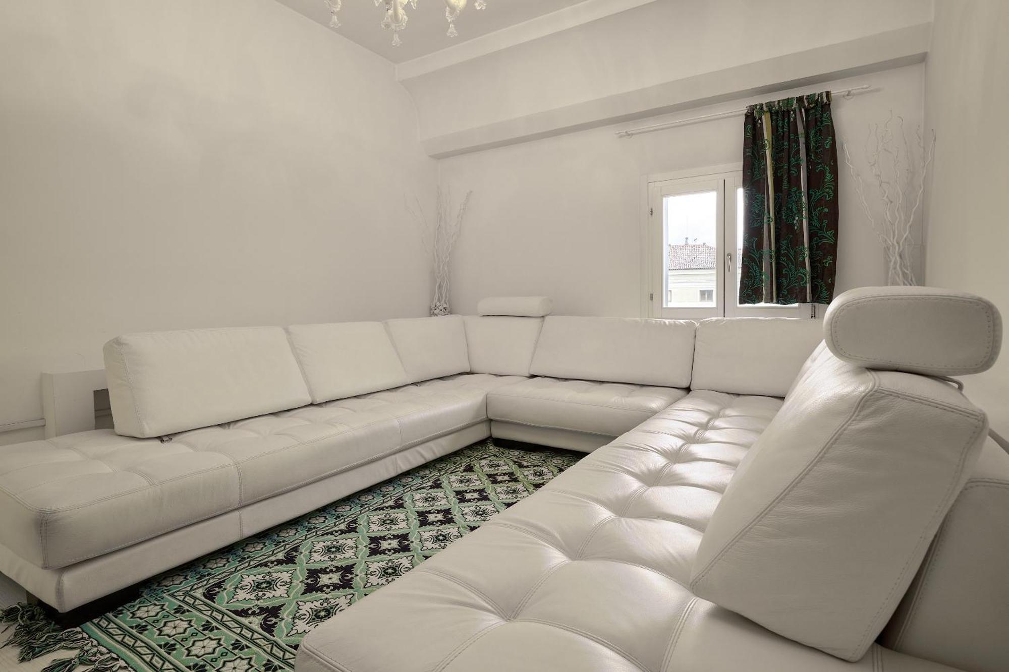 Attico Di Piazza Cima Apartment โกเนลยาโน ภายนอก รูปภาพ